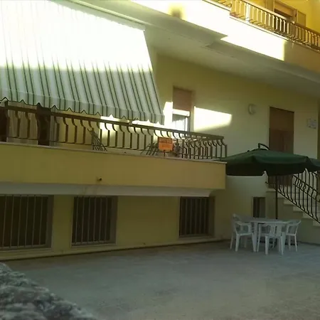 Holiday home Casa Vacanza Savonarola